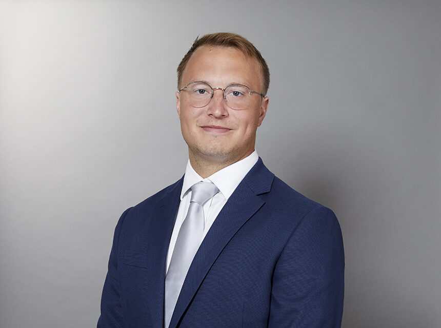 Zachary Van Dinther, B.S.